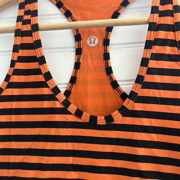 LULULEMON womens size 4 stripped racer back tank top - Picture 5 of 7